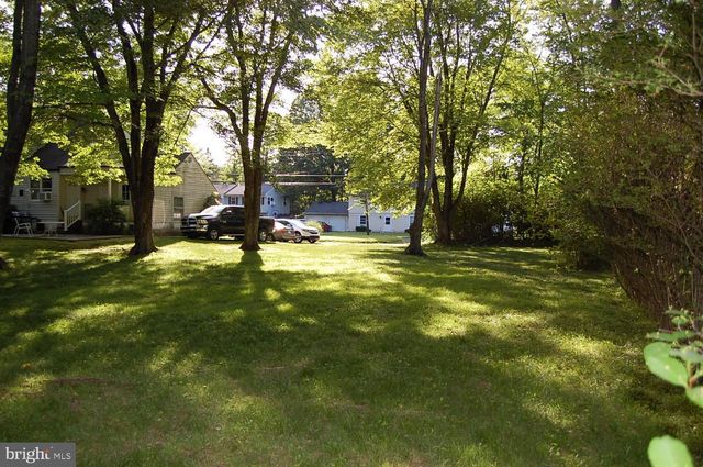 314 E PARK AVE, Sellersville, PA 18960