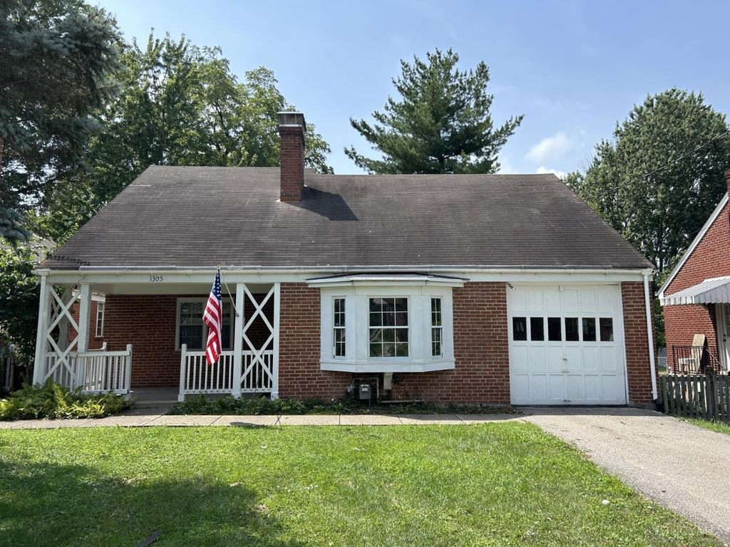 1305 Coolidge Avenue, Anderson Twp, OH 45230
