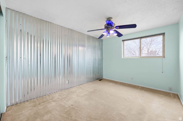 1139 E HIDDEN VALLEY DR, Sandy, UT 84094