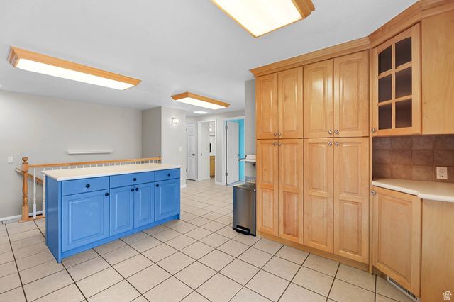 1139 E HIDDEN VALLEY DR, Sandy, UT 84094