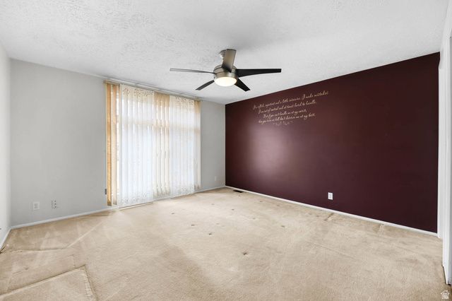 1139 E HIDDEN VALLEY DR, Sandy, UT 84094