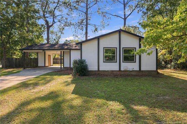3701 Leonard Place, Hope Mills, NC 28348