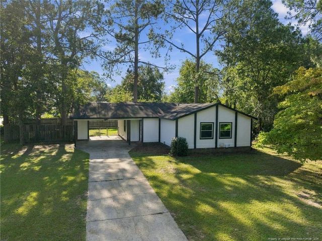 3701 Leonard Place, Hope Mills, NC 28348