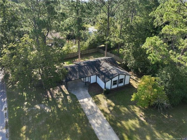 3701 Leonard Place, Hope Mills, NC 28348