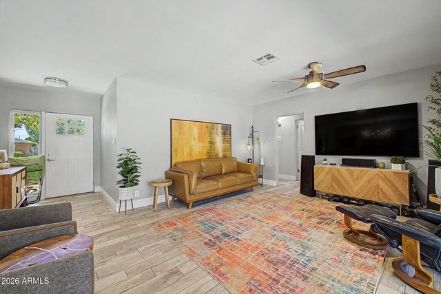 614 N MACDONALD --, Mesa, AZ 85201