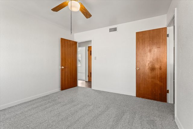 1105 E Cardwell Street, Brownfield, TX 79316