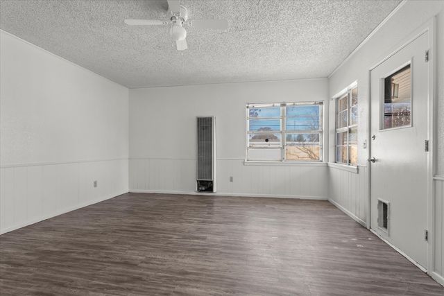 1105 E Cardwell Street, Brownfield, TX 79316