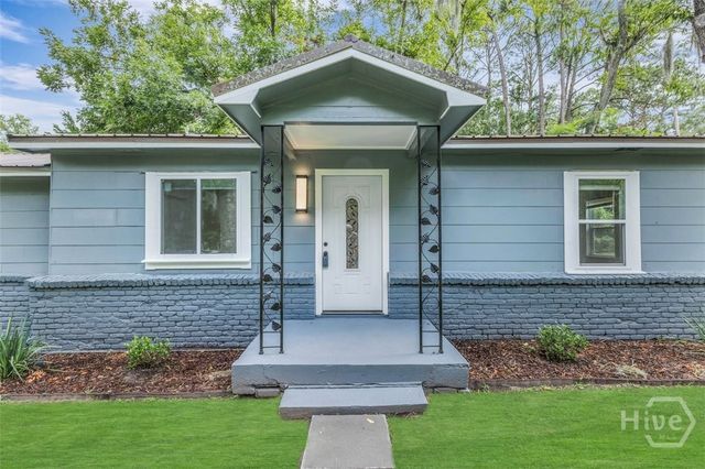 2217 Vicksburg Drive, Savannah, GA 31404