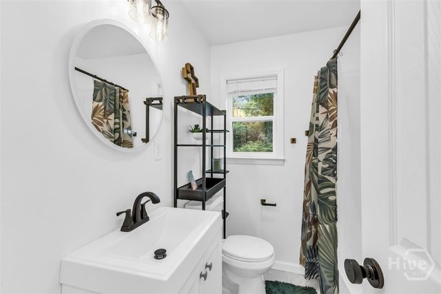 2217 Vicksburg Drive, Savannah, GA 31404