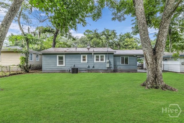 2217 Vicksburg Drive, Savannah, GA 31404