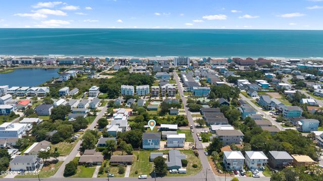 314 Spartanburg Avenue 3, Carolina Beach, NC 28428