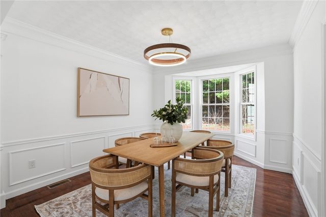 94 Castle Rocks Road, Warwick, RI 02886