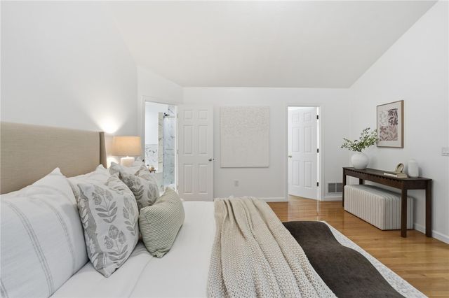 94 Castle Rocks Road, Warwick, RI 02886