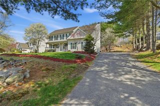 94 Castle Rocks Road, Warwick, RI 02886