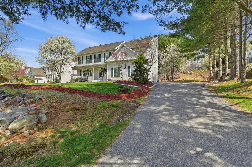 94 Castle Rocks Road, Warwick, RI 02886