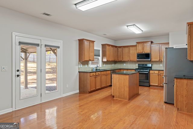 185 Renwick Drive, Senoia, GA 30276