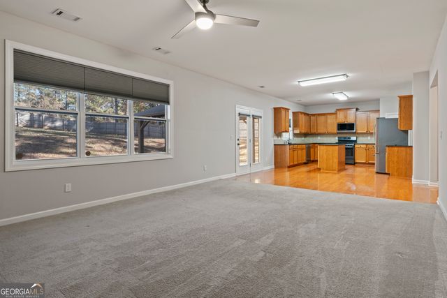 185 Renwick Drive, Senoia, GA 30276