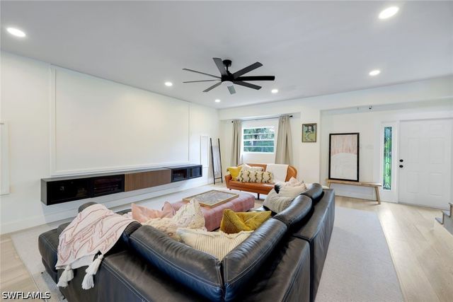 9972 Puopolo LN, Bonita Springs, FL 34135