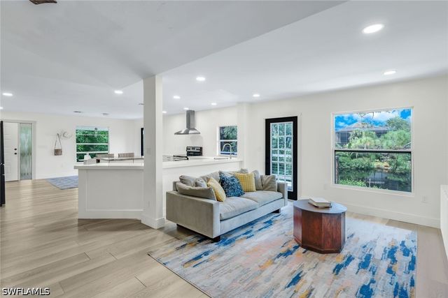 9972 Puopolo LN, Bonita Springs, FL 34135