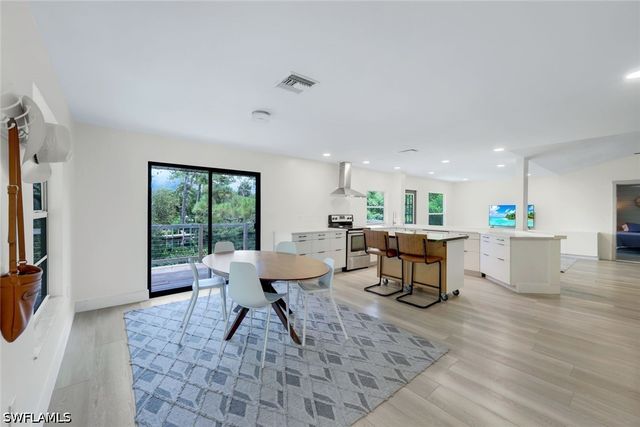 9972 Puopolo LN, Bonita Springs, FL 34135