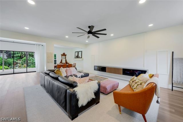 9972 Puopolo LN, Bonita Springs, FL 34135