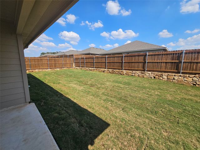 417 Blanco Drive, Azle, TX 76020