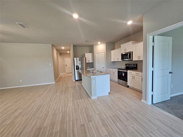 417 Blanco Drive, Azle, TX 76020