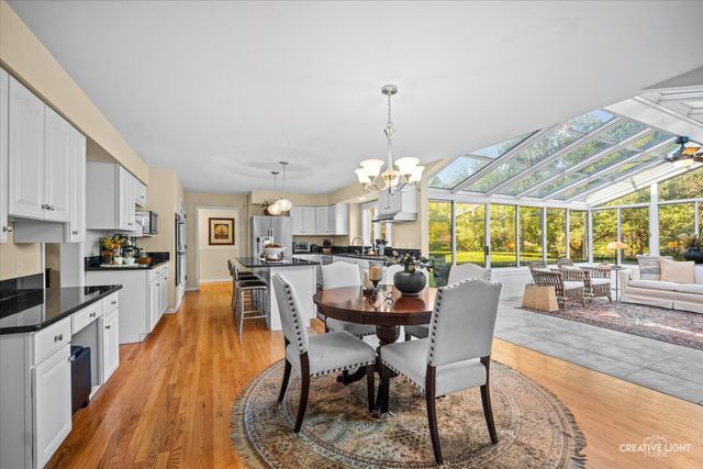 5N948 Westwood Lane, St. Charles, IL 60175