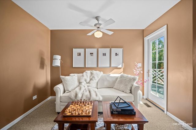 5N948 Westwood Lane, St. Charles, IL 60175