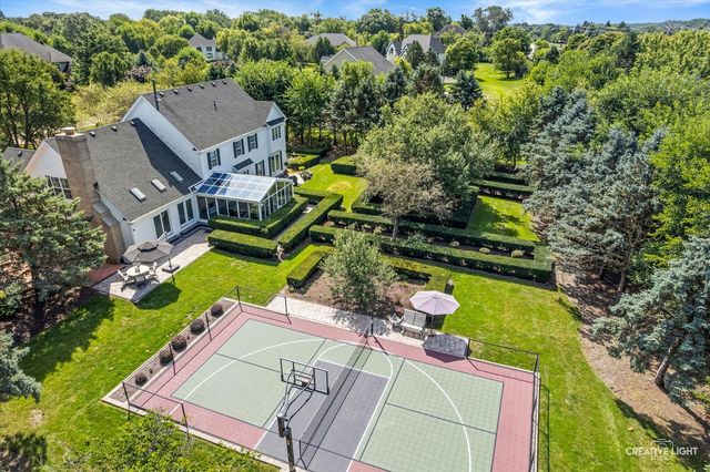5N948 Westwood Lane, St. Charles, IL 60175