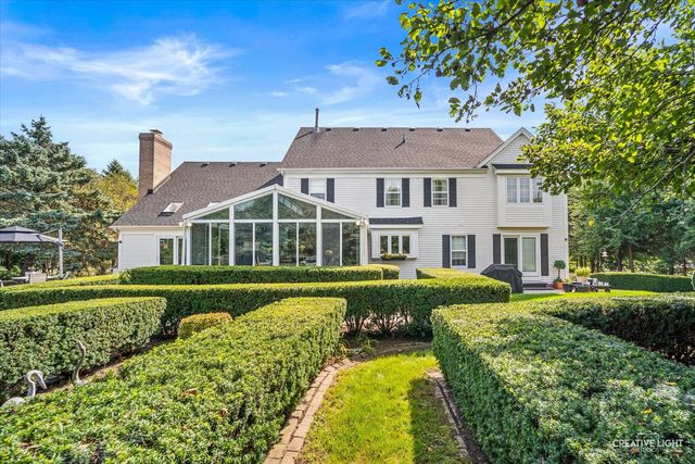 5N948 Westwood Lane, St. Charles, IL 60175
