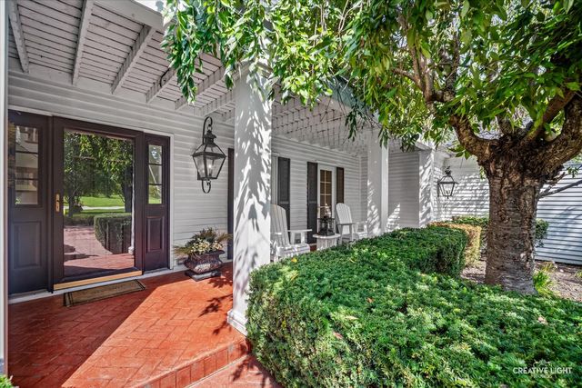 5N948 Westwood Lane, St. Charles, IL 60175