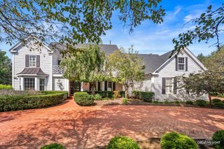 5N948 Westwood Lane, St. Charles, IL 60175