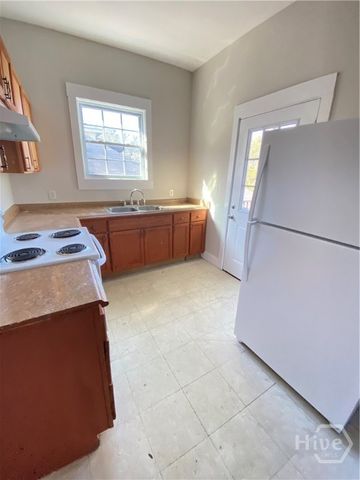 620 W 36th Street B, Savannah, GA 31415