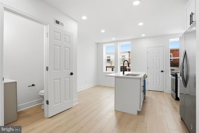 6621 N UBER ST, Philadelphia, PA 19138