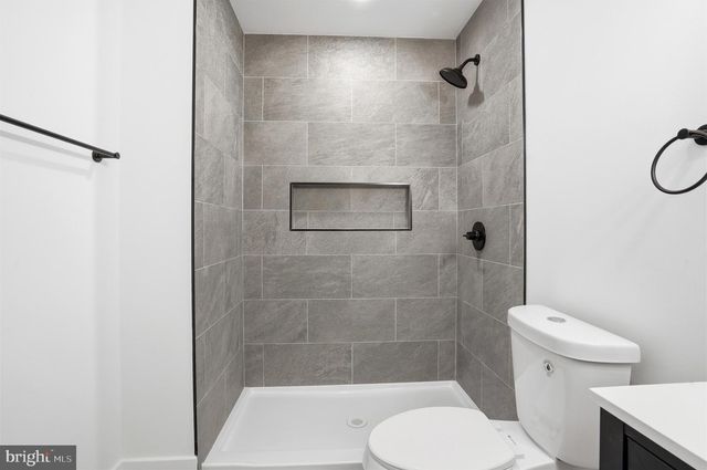 6621 N UBER ST, Philadelphia, PA 19138