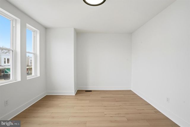 6621 N UBER ST, Philadelphia, PA 19138