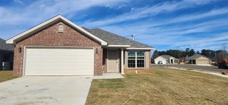 35 Gaines Court, Wetumpka, AL 36092