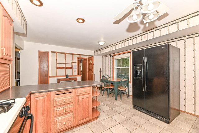 6015 S 18th STREET, Milwaukee, WI 53221