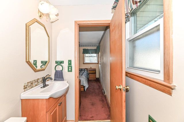 6015 S 18th STREET, Milwaukee, WI 53221