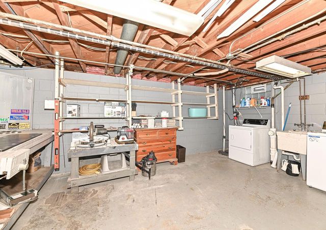 6015 S 18th STREET, Milwaukee, WI 53221