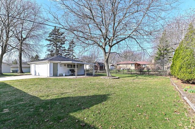 6015 S 18th STREET, Milwaukee, WI 53221