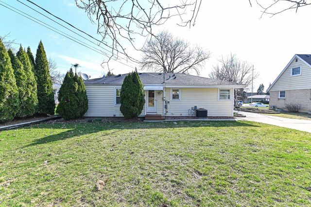 6015 S 18th STREET, Milwaukee, WI 53221