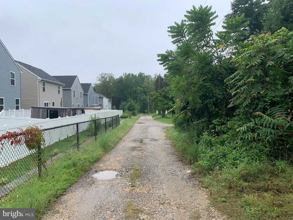 7343-2 GREEN ACRES DR, Glen Burnie, MD 21060