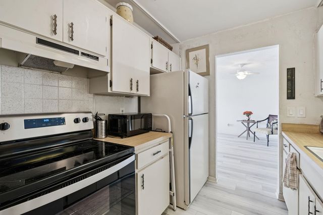 398 Madruga Ave, St Augustine, FL 32086