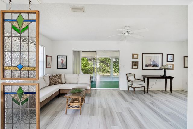 398 Madruga Ave, St Augustine, FL 32086