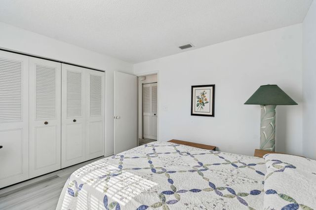 398 Madruga Ave, St Augustine, FL 32086