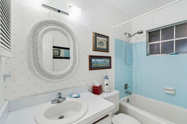 398 Madruga Ave, St Augustine, FL 32086