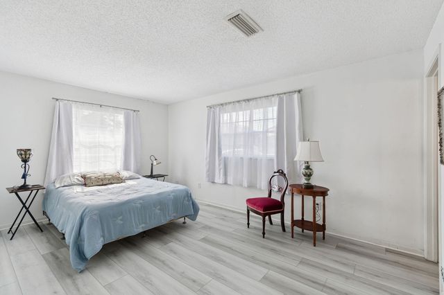 398 Madruga Ave, St Augustine, FL 32086