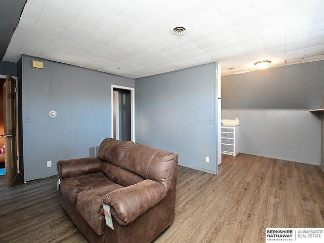 3218 N 66 Street, Omaha, NE 68104